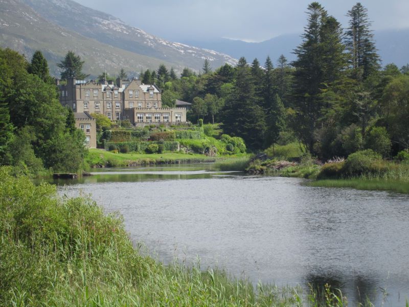 Ballynanhinch Castle