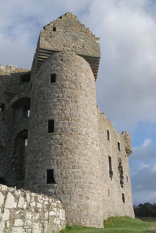 Monea Castle