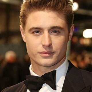 Max Irons